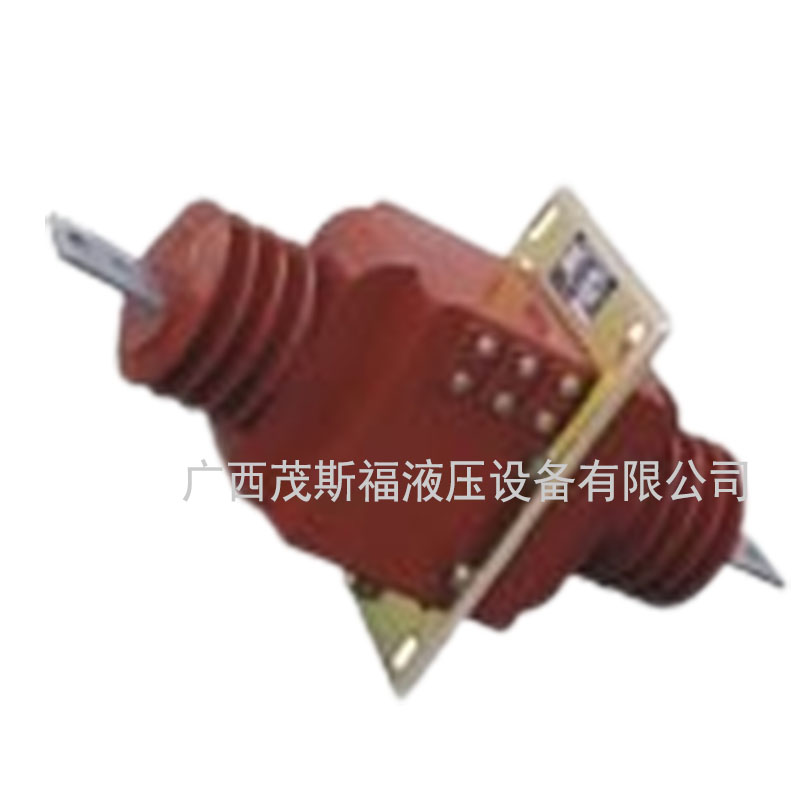 工廠(chǎng)店高壓電流互感器LAZBJ-10 500 5型電流互感器 .jpg